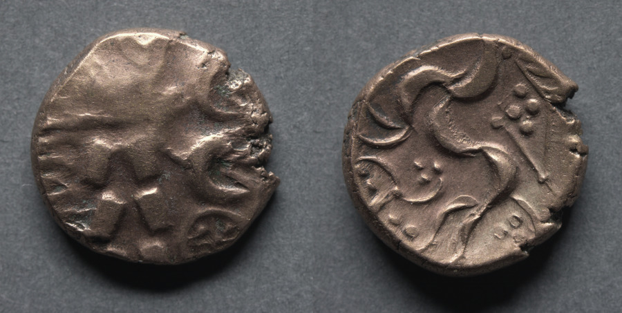 Stater: Wreath, Crescents, and Wheel (obverse); Horse and Diamond (reverse), 10 BCE–30 CE (Cleveland Museum of Art 1969.157)