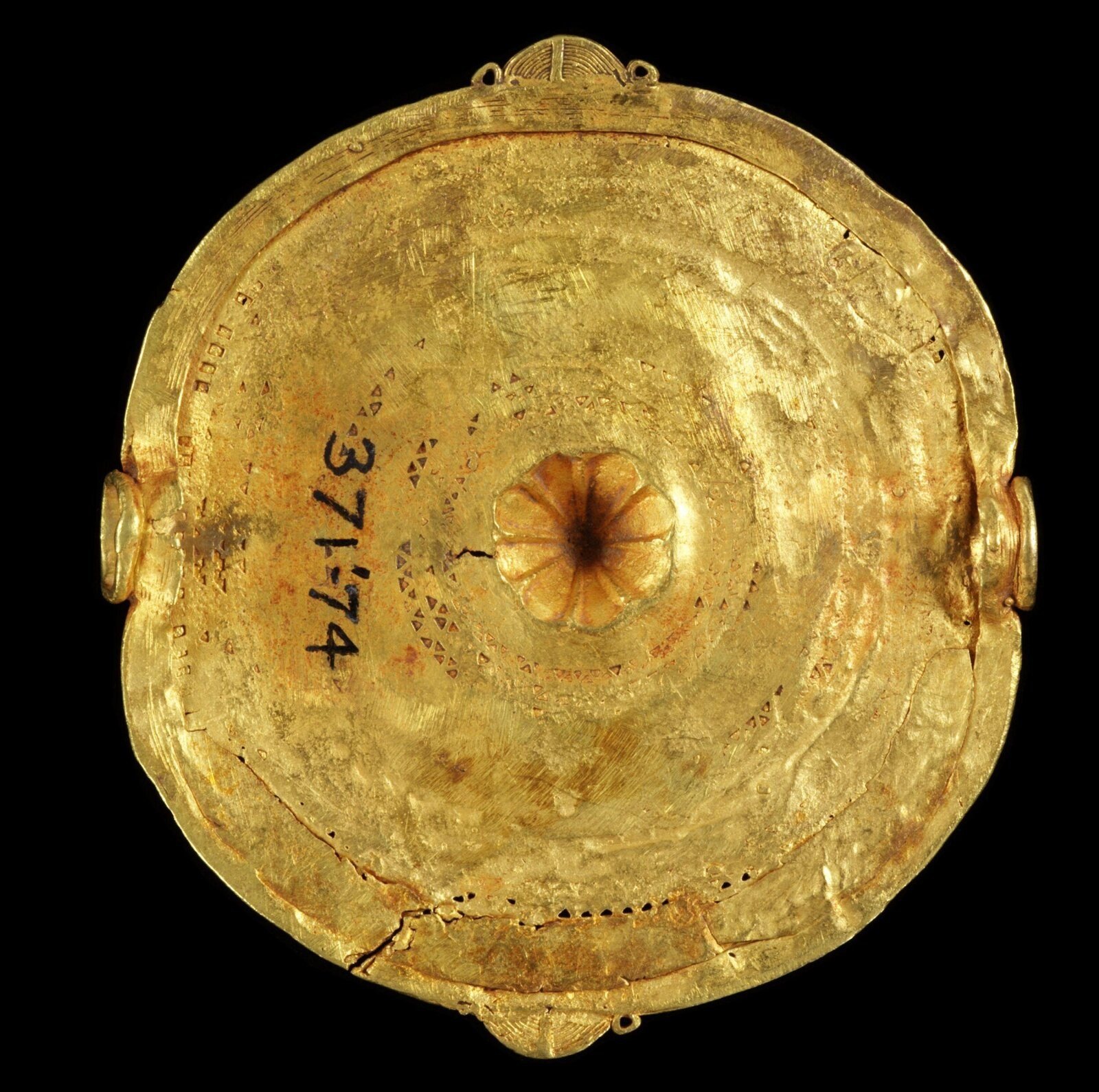 Badge, gold, soul washer, Ghana, before 1874 — museum object 371-1874