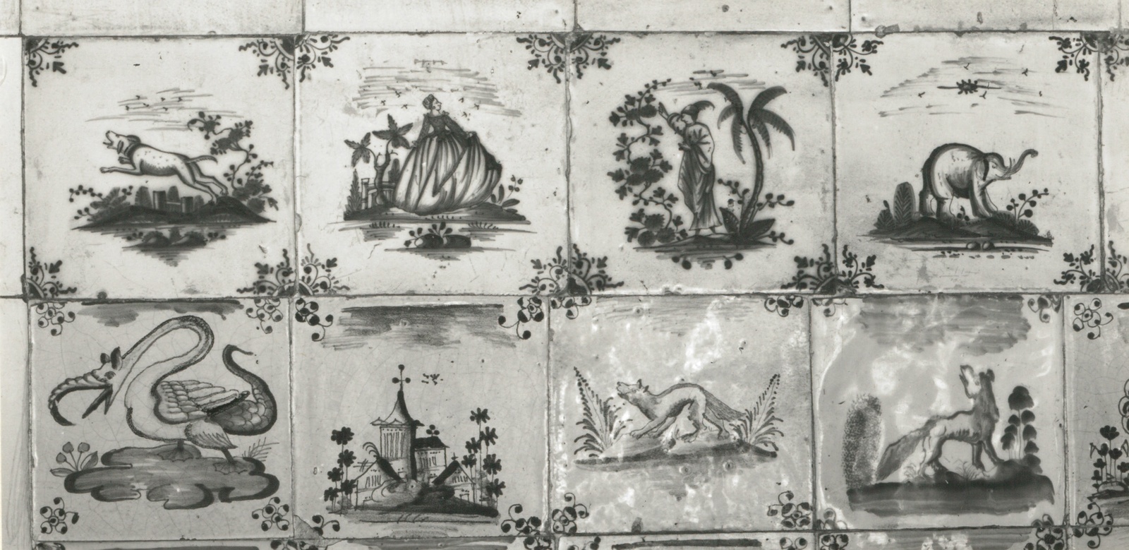 Delft tiles with animal, genre, and chinoiserie depictions. 1st half of the 18th century. Seußlitz, garden pavilion of the castle, Walther, Bernd (Production) (Photographer)
