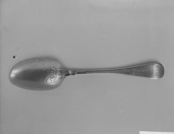 Photograph of museum specimen 33.120.433; not an authentication of other objects.