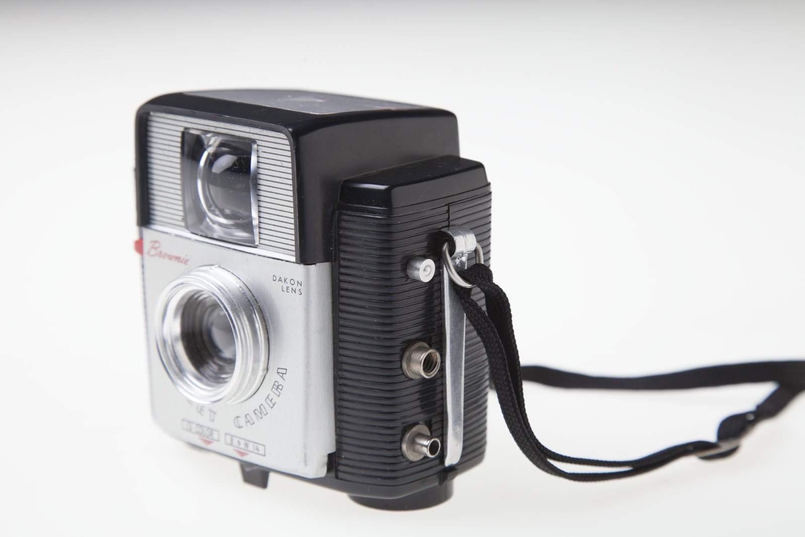 Camera, Brownie Starlet Camera, Kodak Australasia Pty Ltd, 1960 — museum object HT 17392.1