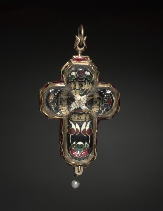 Cross-Shaped Clock