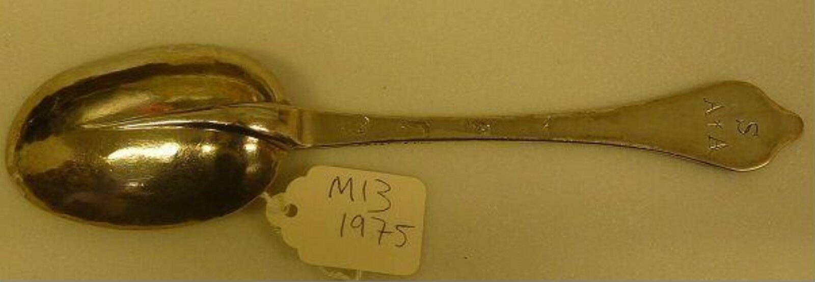 Spoon, dog-nose pattern silver, London, 1703-1704 — museum object M.13-1975