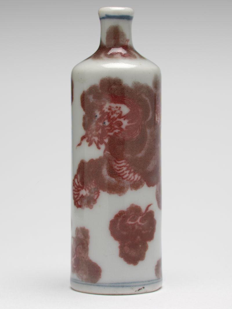 Snuff bottle painted with dragon chasing pearl, Chinese Imperial workshops, probably by
