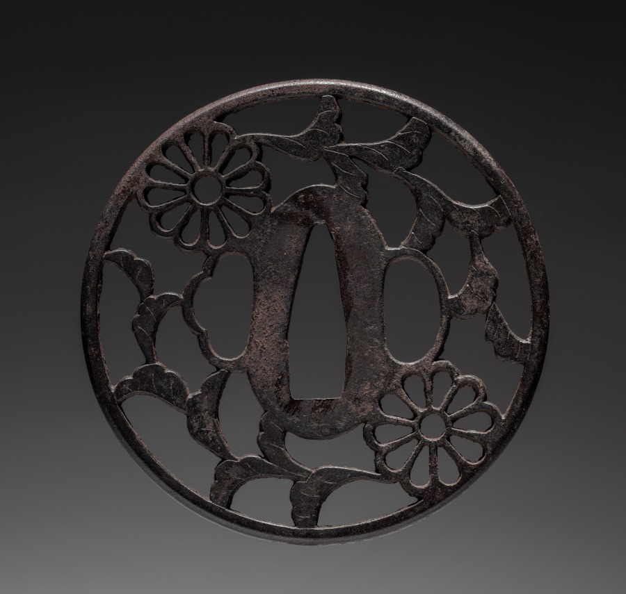 Additional museum view 2 of Sword Guard (accession 1919.371).