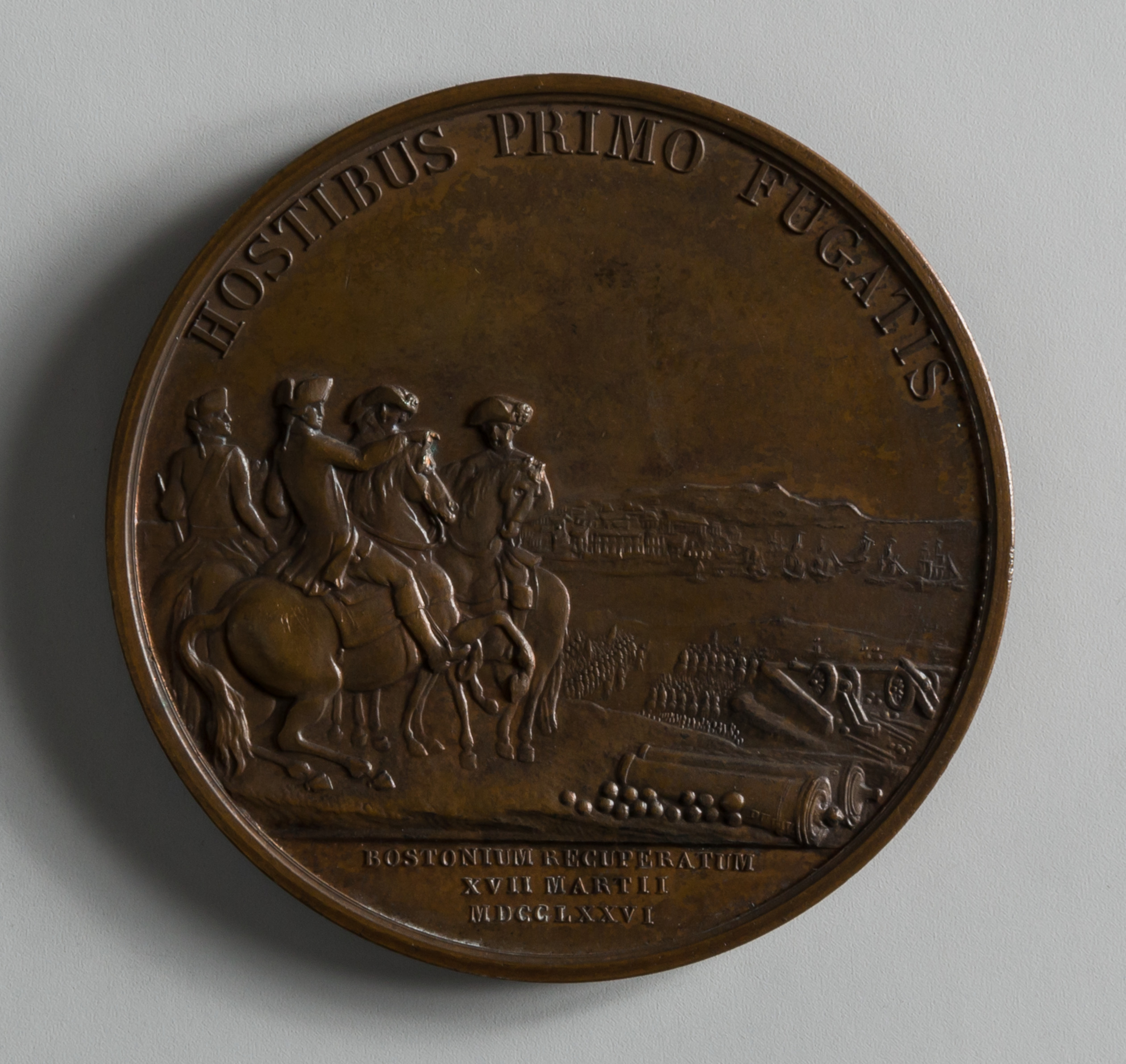 Photograph of museum specimen 83.2.10; not an authentication of other objects.