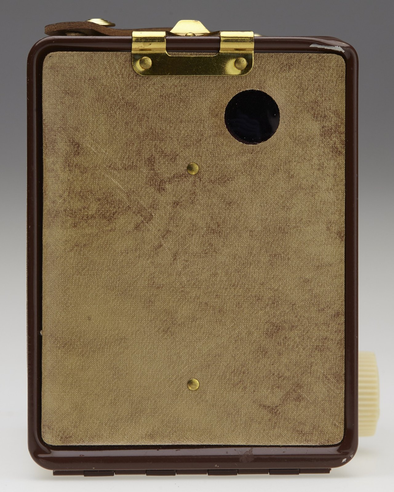 Camera, Kodak Limited Brownie Flash B, England, 1958-1960 — museum object HT 52513