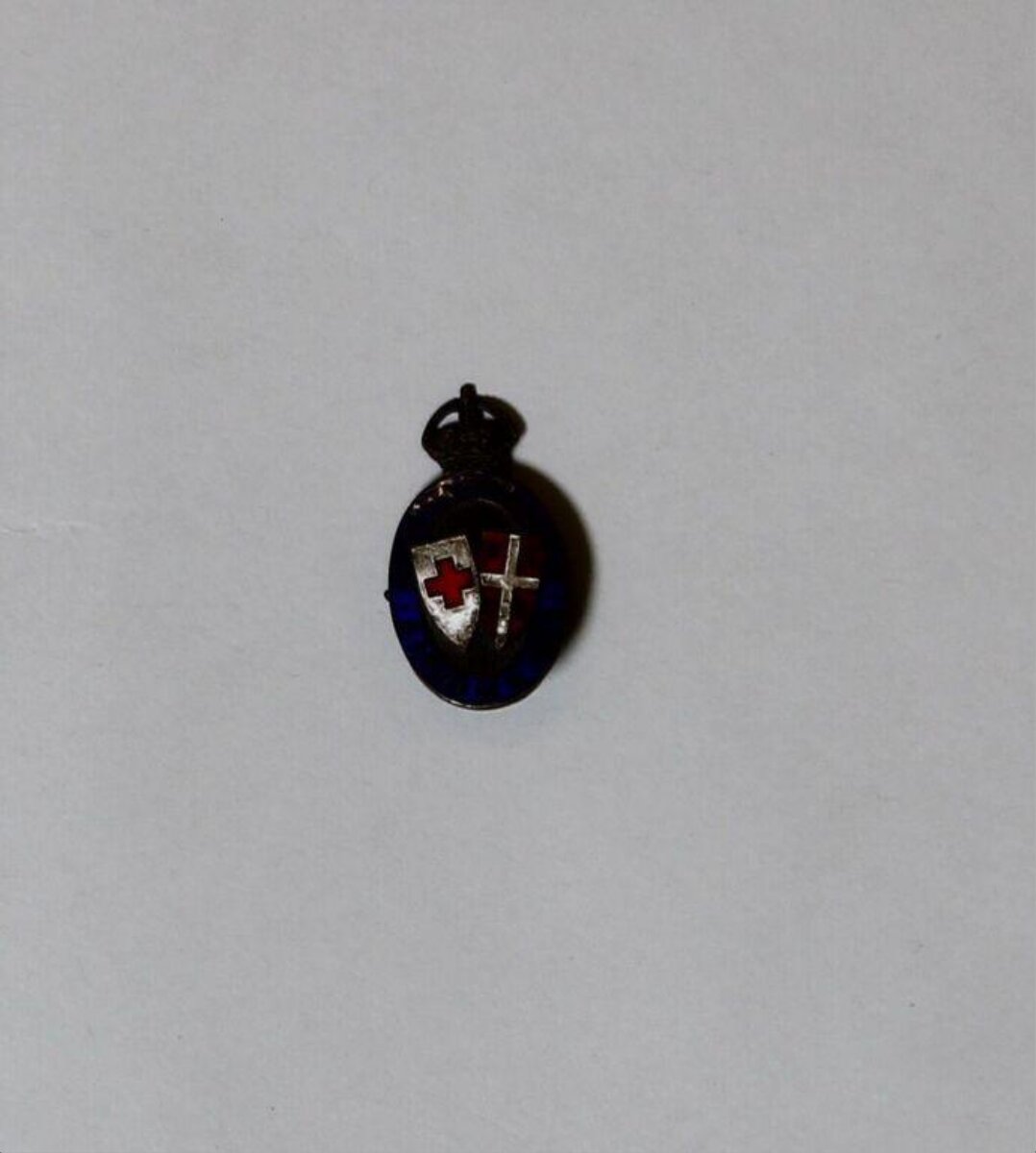 Badge — British Red Cross Society and Order of St John badge, belonging to Mrs Gabrielle Enthoven, Great Britain, 1914-1919