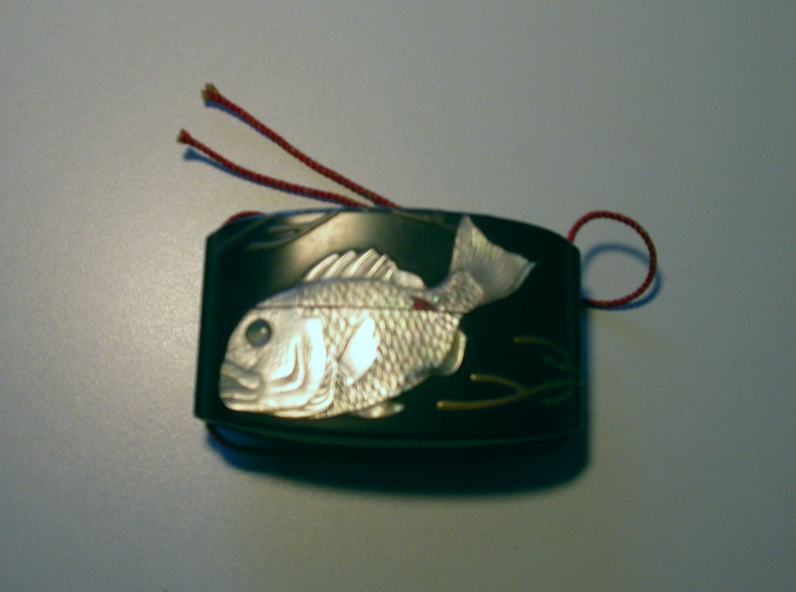 Inro with shimmering fish