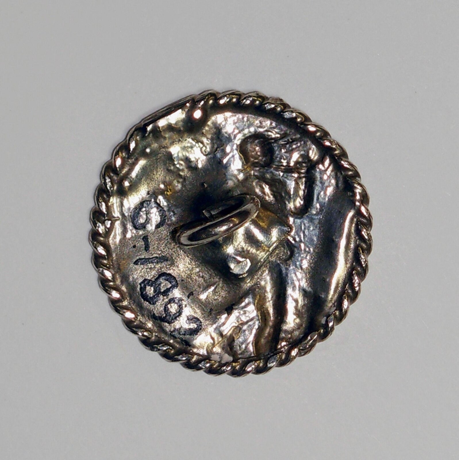 Button, silver, Netherlands, 1870-1890 — museum object 6-1892