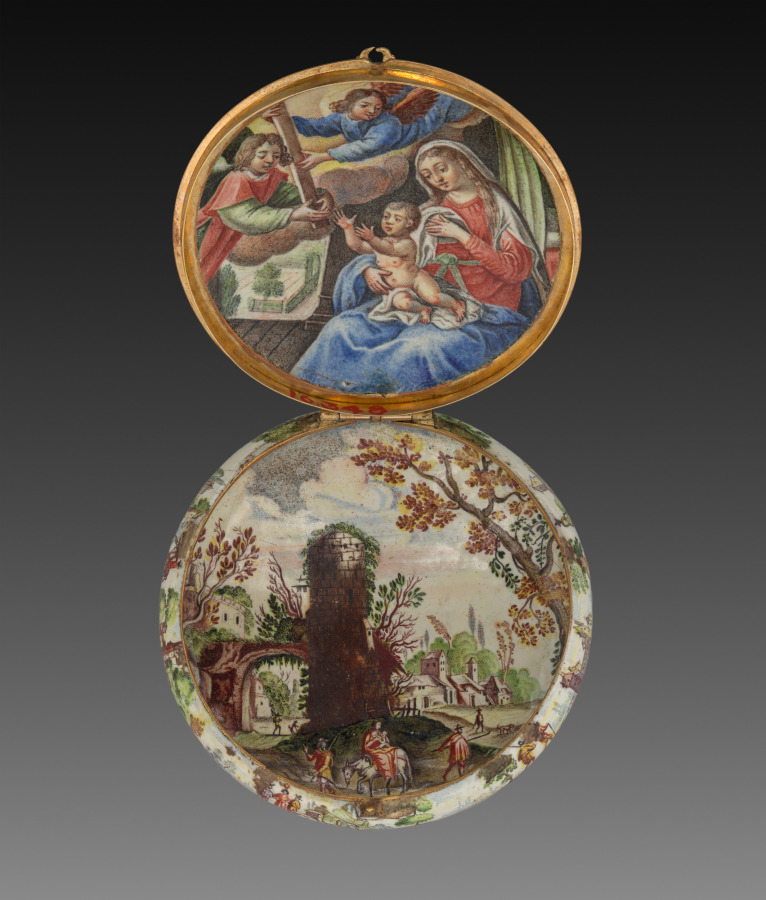 Additional museum view 3 of Watchcase (Boîtier de montre) (accession 1916.348).
