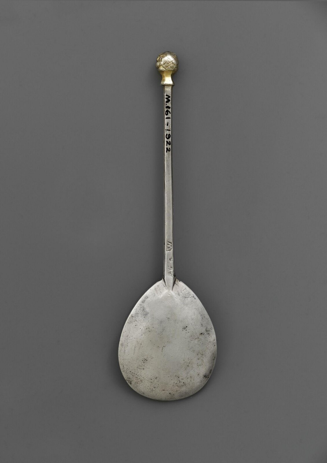 Spoon, silver, Lewes, c.1600 — museum object M.161-1922