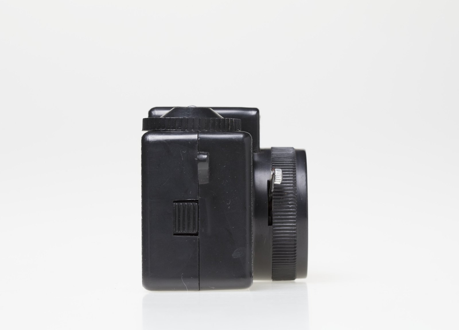Camera, Sunpet James Bond 007, Hong Kong, 1982 — museum object HT 6400
