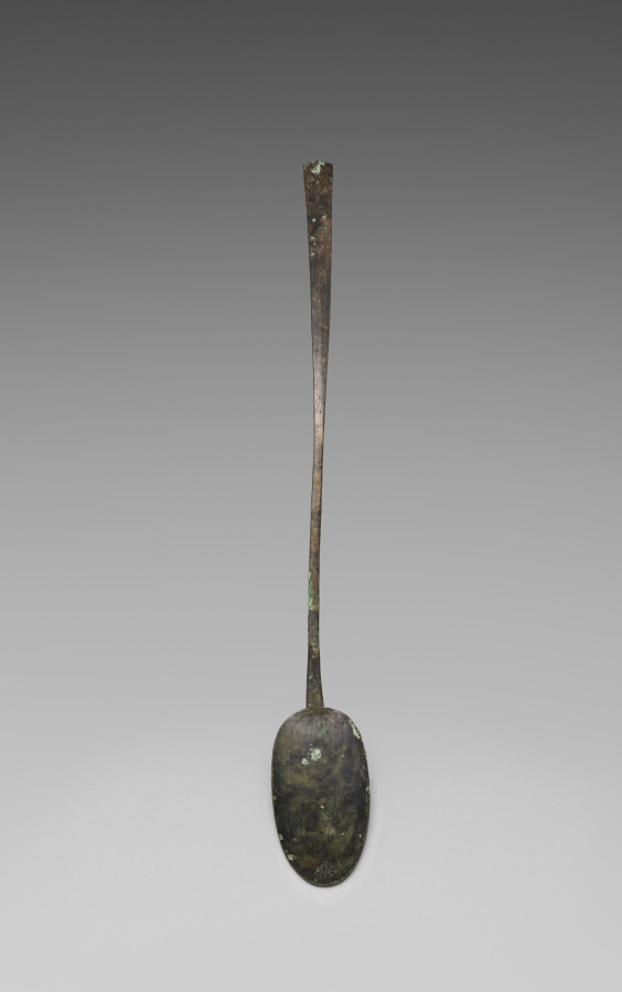 Additional museum view 3 of Spoon (accession 1917.336).