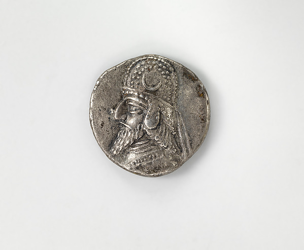 Photograph of museum specimen 99.35.2951; not an authentication of other objects.