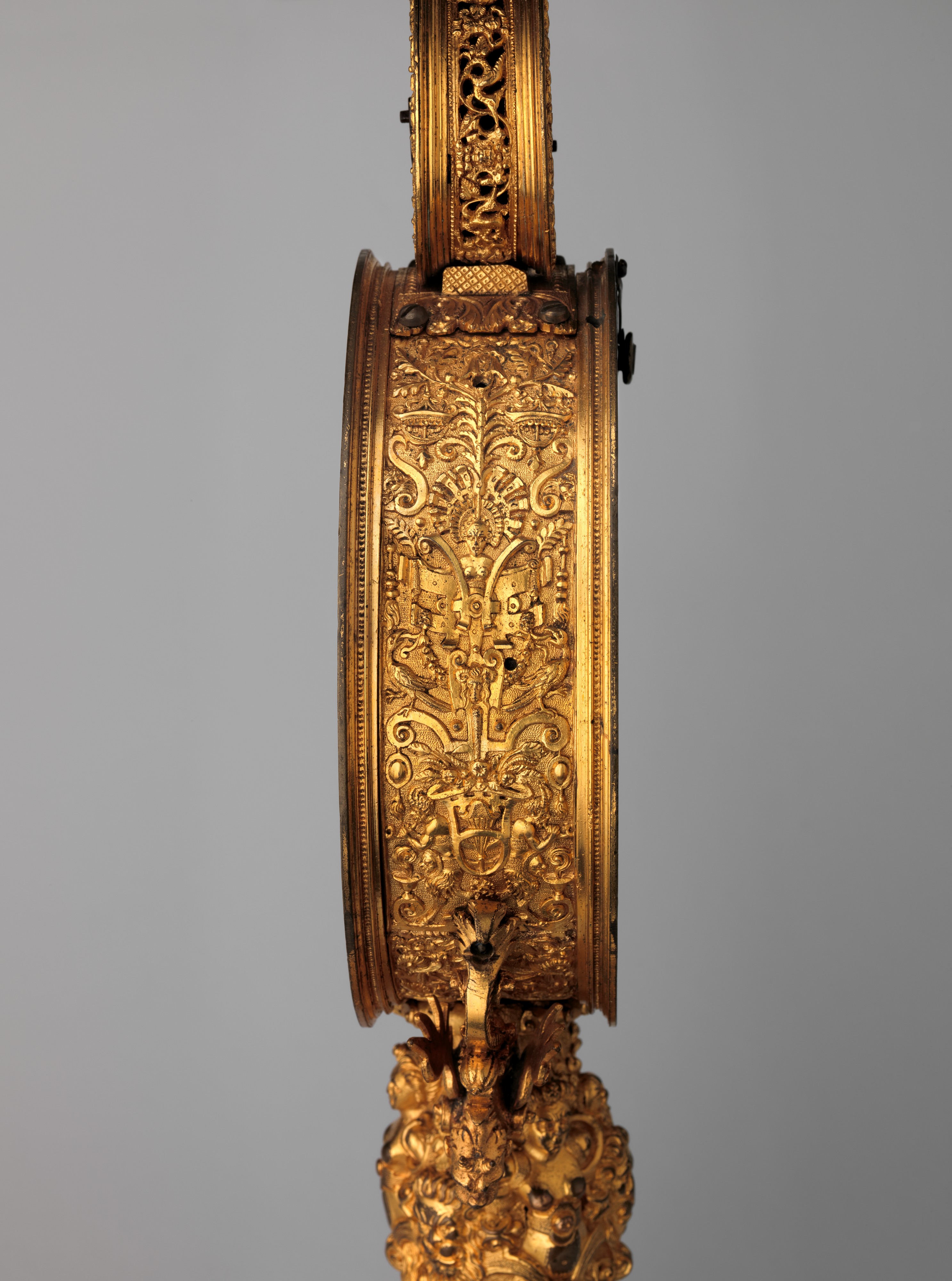 Photograph of museum specimen 17.190.639; not an authentication of other objects.
