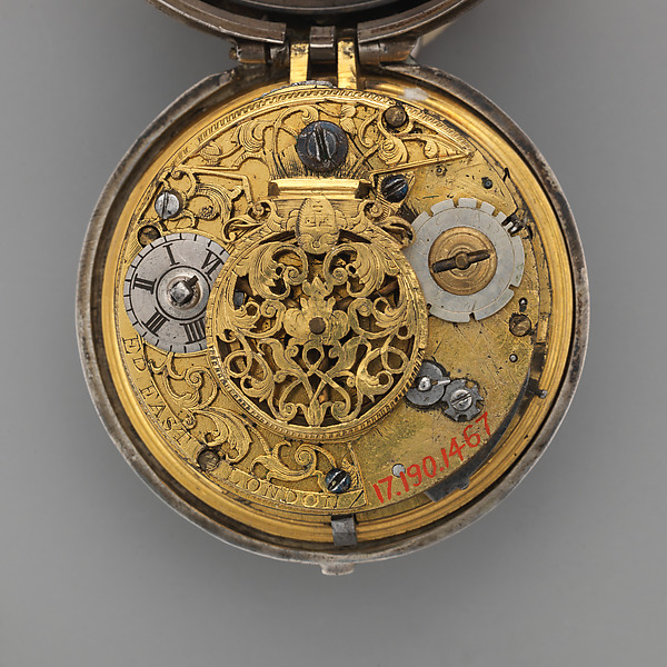 Additional museum view 5 of Pair-case clock-watch (accession 17.190.1467a, b).