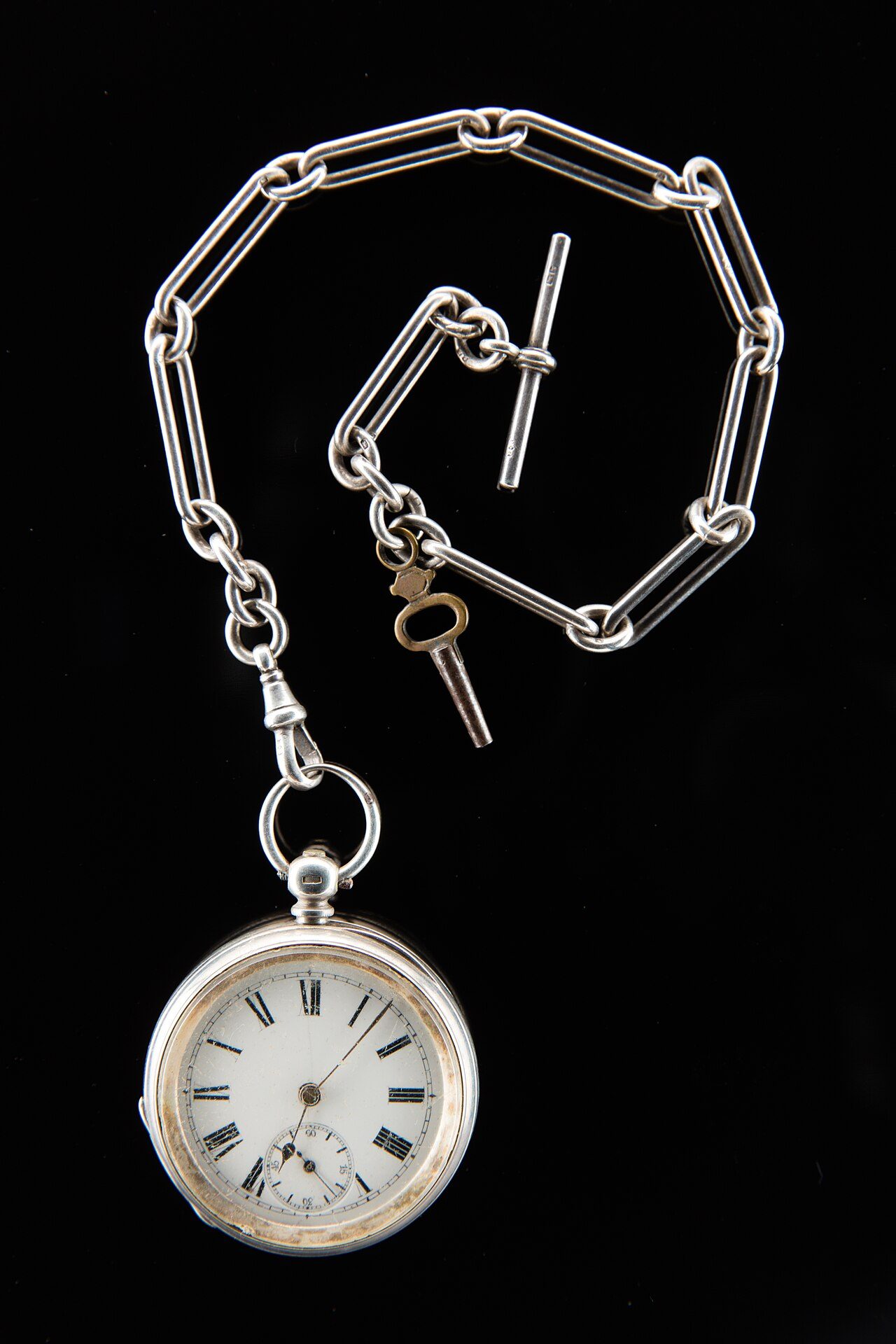 Silver open-face cylinder pocket watch with chain and key, Birmingham, 1872