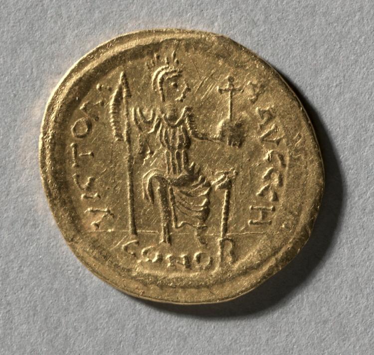 Solidus of Justin II, 565–578 (Cleveland Museum of Art 2004.151.b)