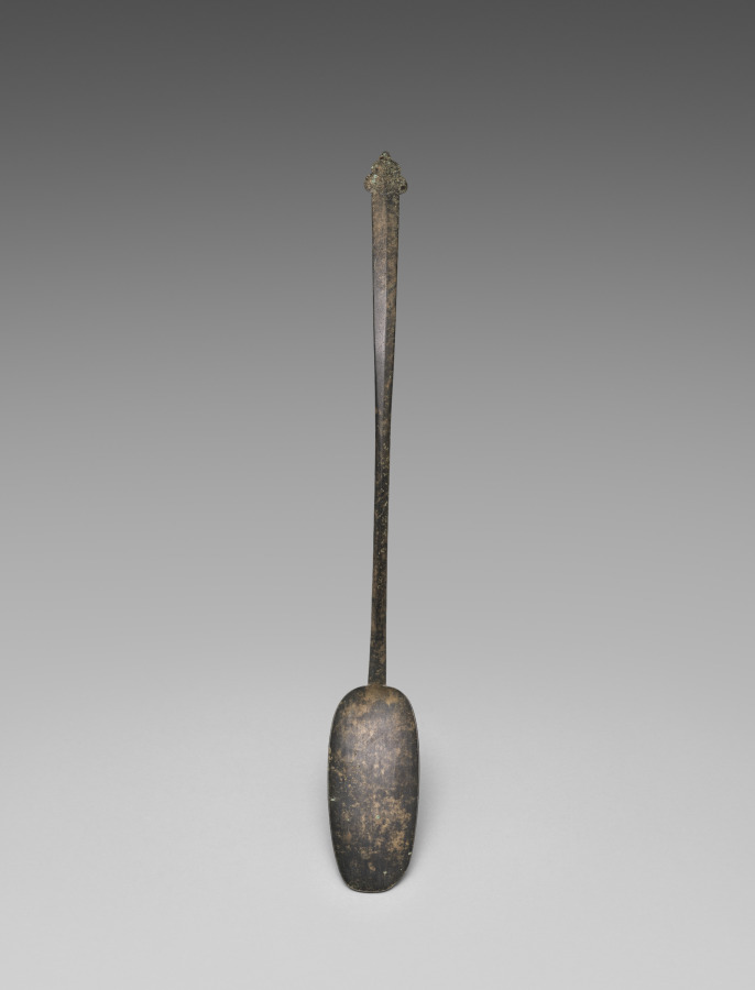 Additional museum view 3 of Spoon (accession 1917.338).