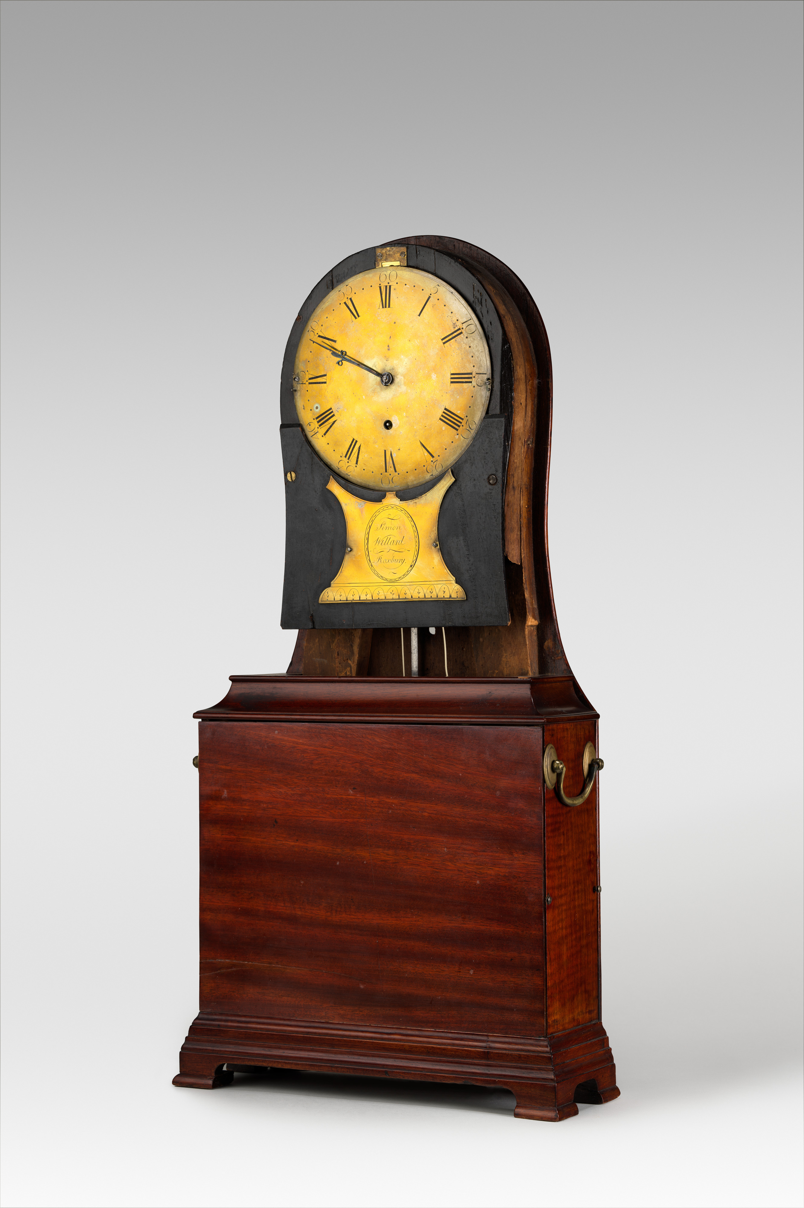 Photograph of museum specimen 2023.304a–c; not an authentication of other objects.