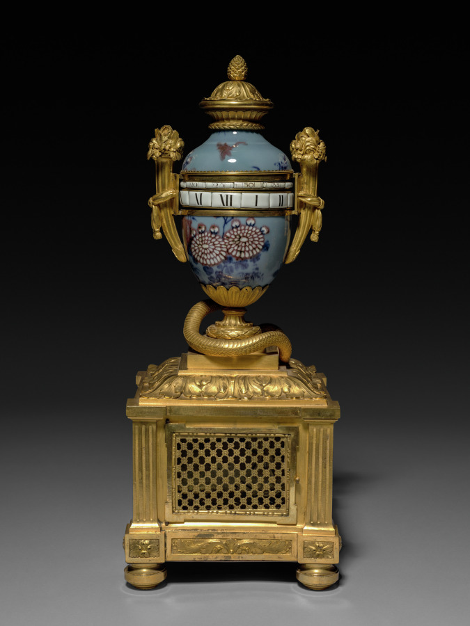 Additional museum view 2 of Clock for a Garniture Set (accession 2020.421.1).