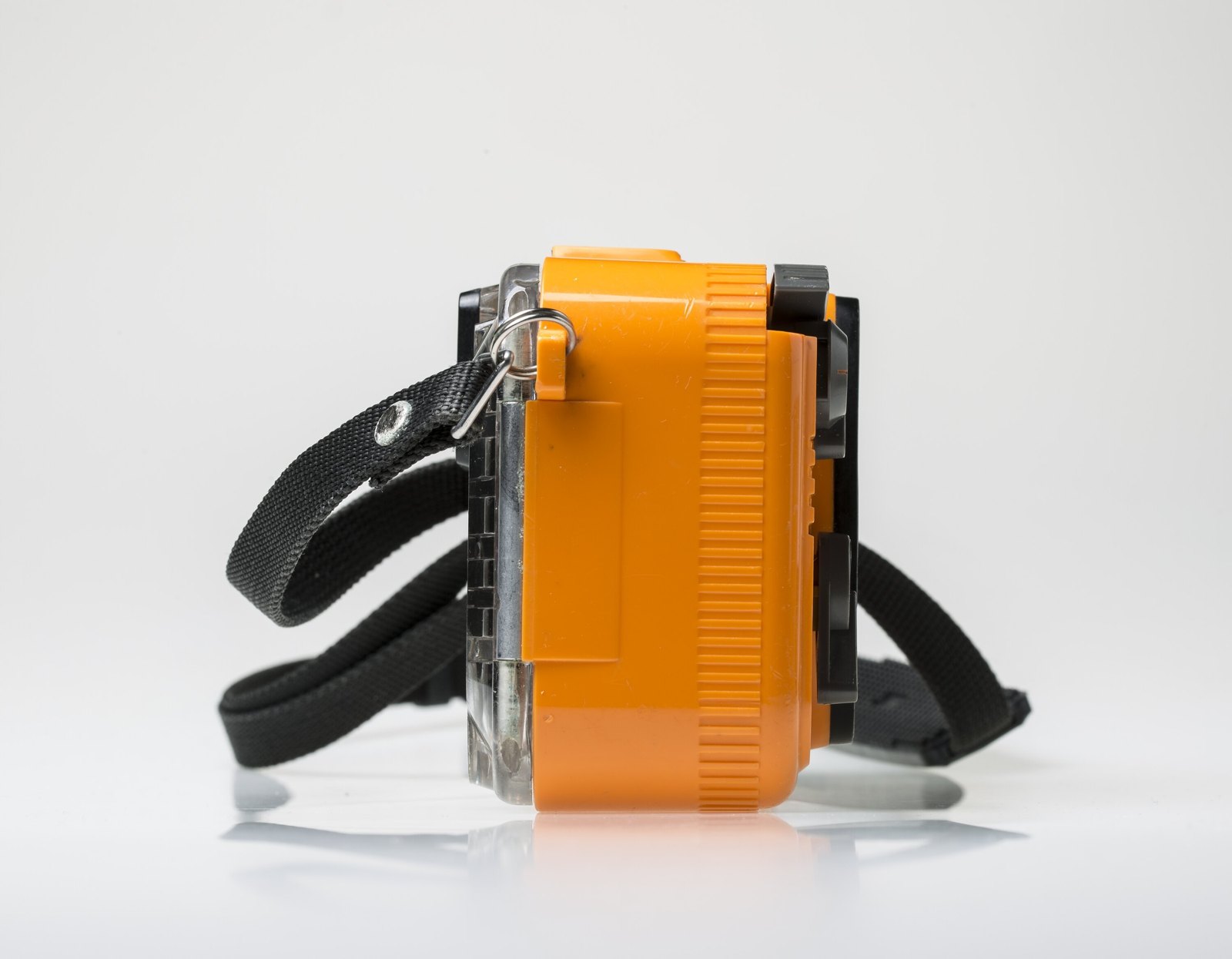 Camera, Hanimex Amphibian, Japan, 1983 — museum object HT 43188