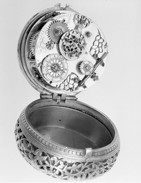 Additional museum view 2 of Astronomical pair-case watch (accession 17.190.1630a–c).