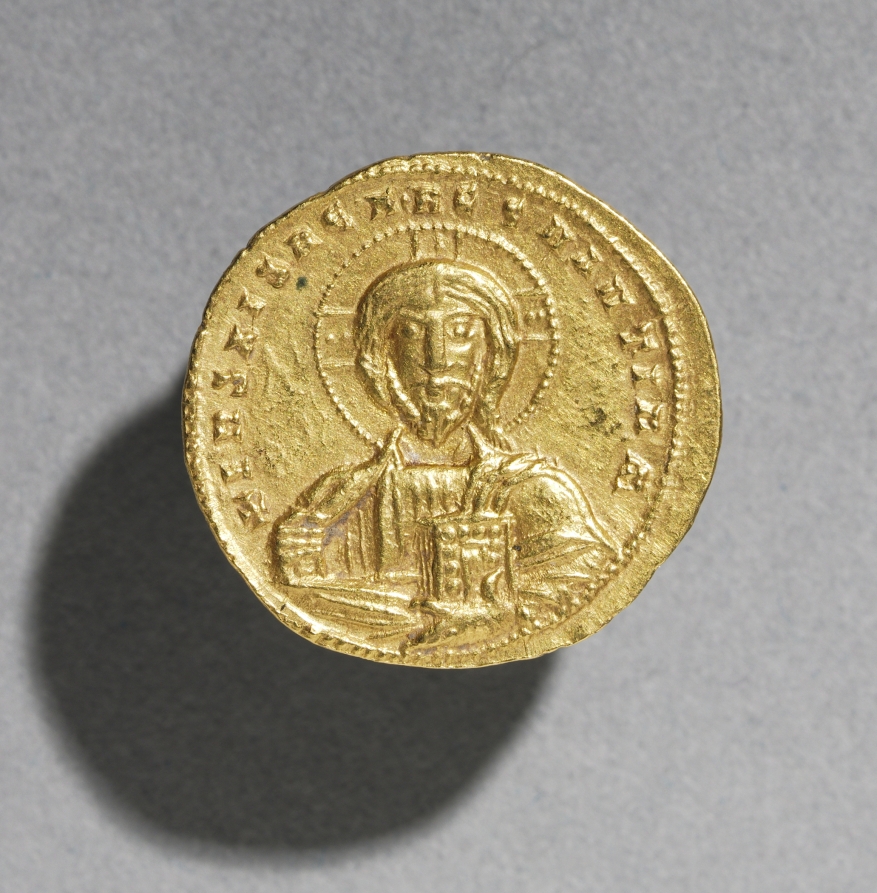 Nomisma with Nicephorus II Phocas (obverse), c. 963–969 (Cleveland Museum of Art 1964.423.a)