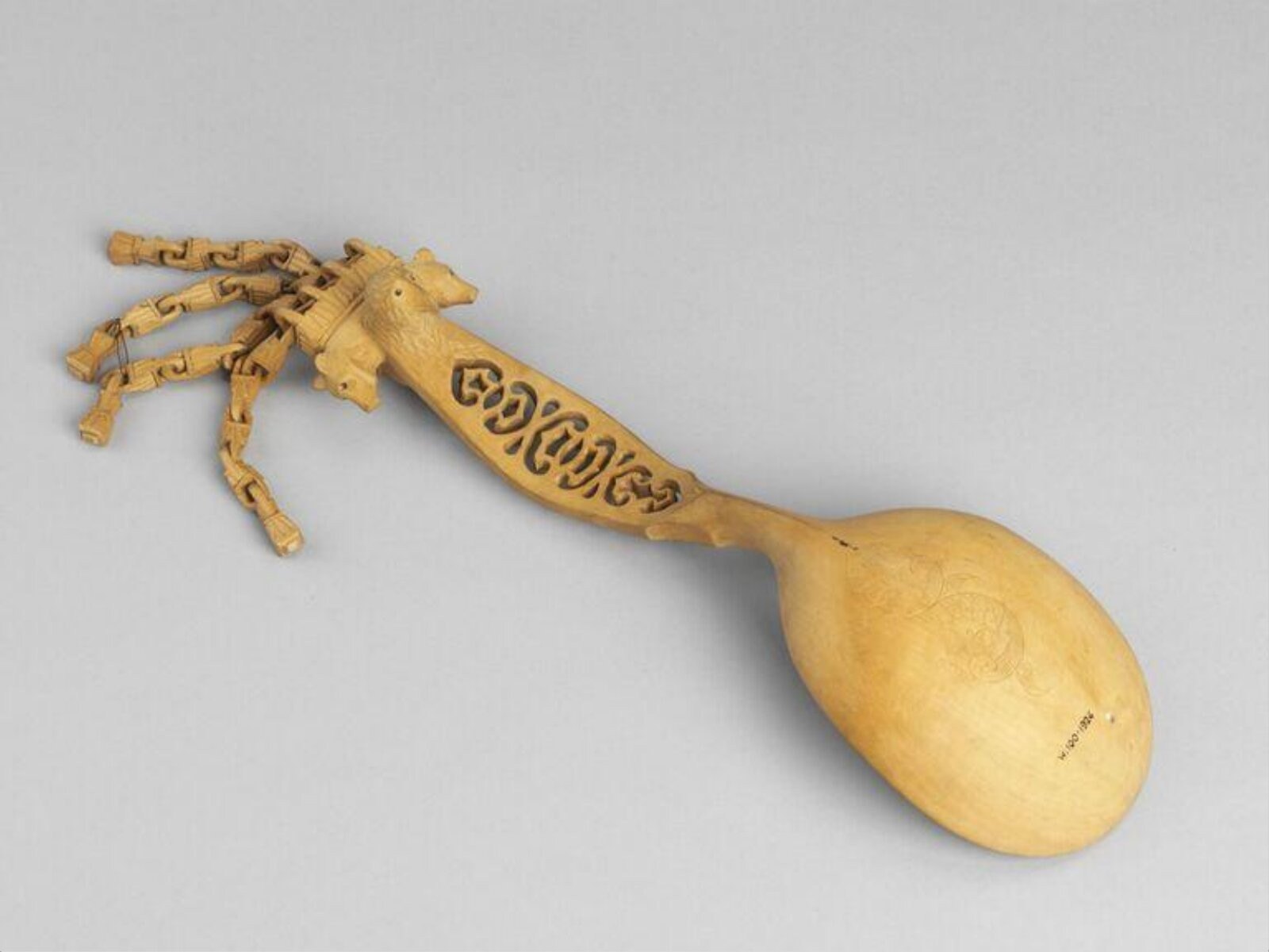 Spoon, carved birchwood, Norway, ca. 1900 — museum object W.100-1926