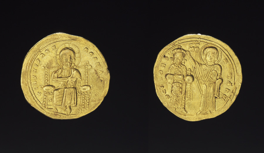 Histamenon of Romanus III, 1028–34 (Cleveland Museum of Art 2011.213)