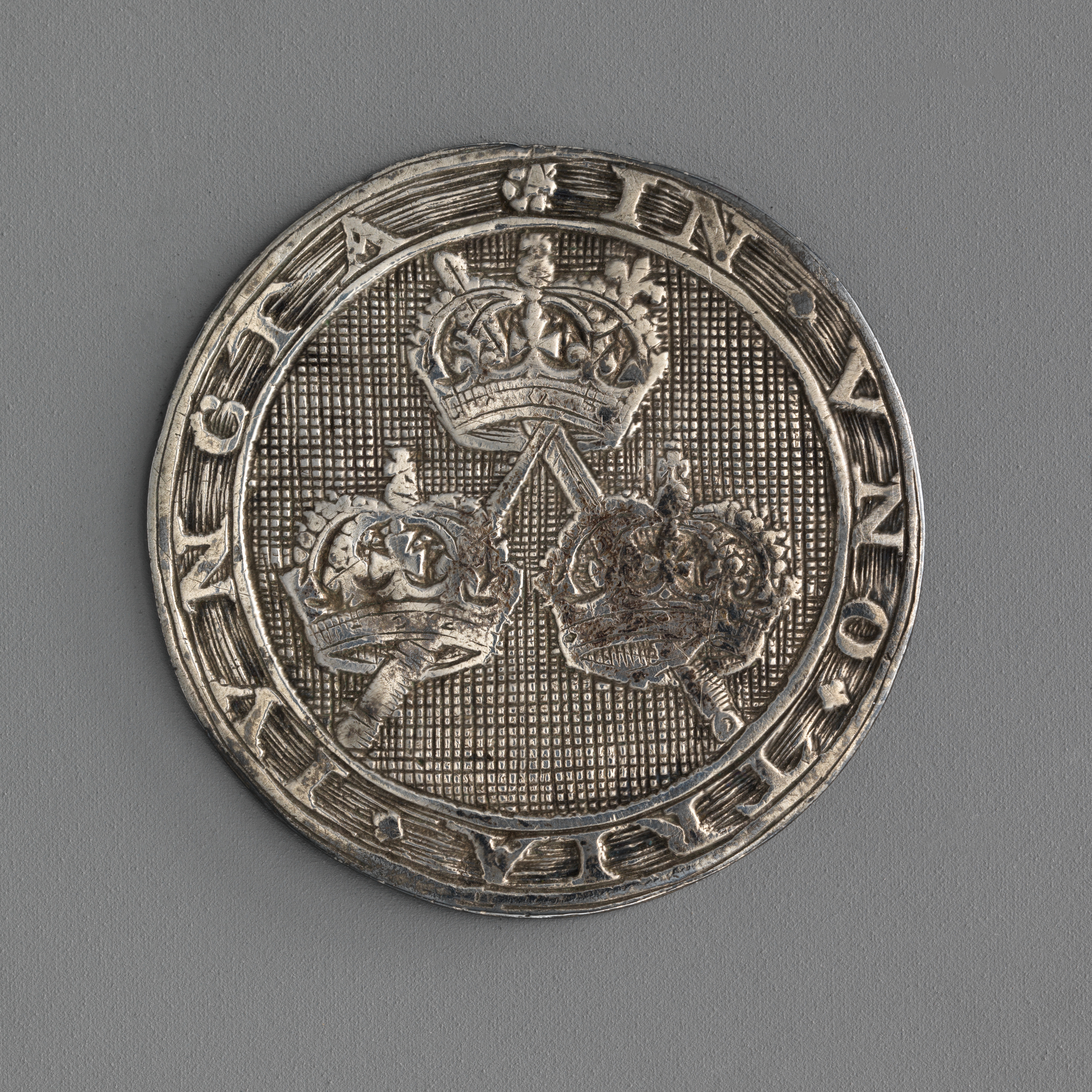 Photograph of museum specimen 07.124.11; not an authentication of other objects.