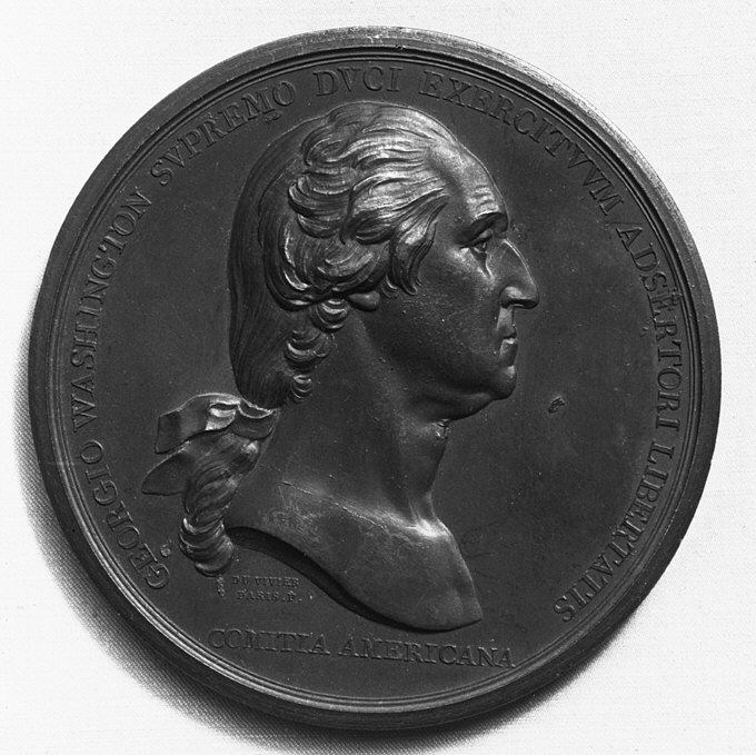 Photograph of museum specimen 83.2.10; not an authentication of other objects.