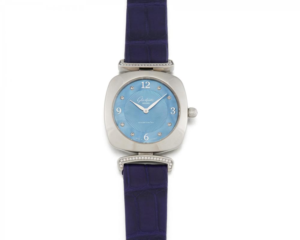 Glashütte Original — Pavonina