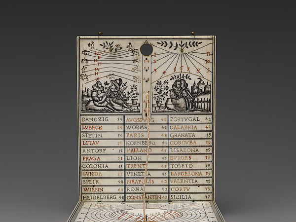 Additional museum view 5 of Portable diptych sundial (accession 03.21.24).