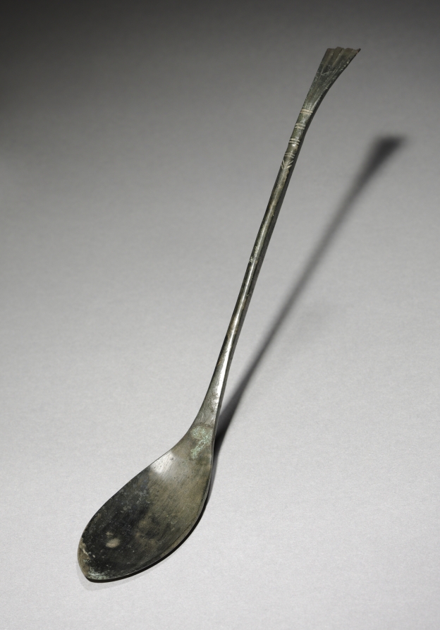 Additional museum view 2 of Spoon with Fish-Tail Design (accession 1917.329).