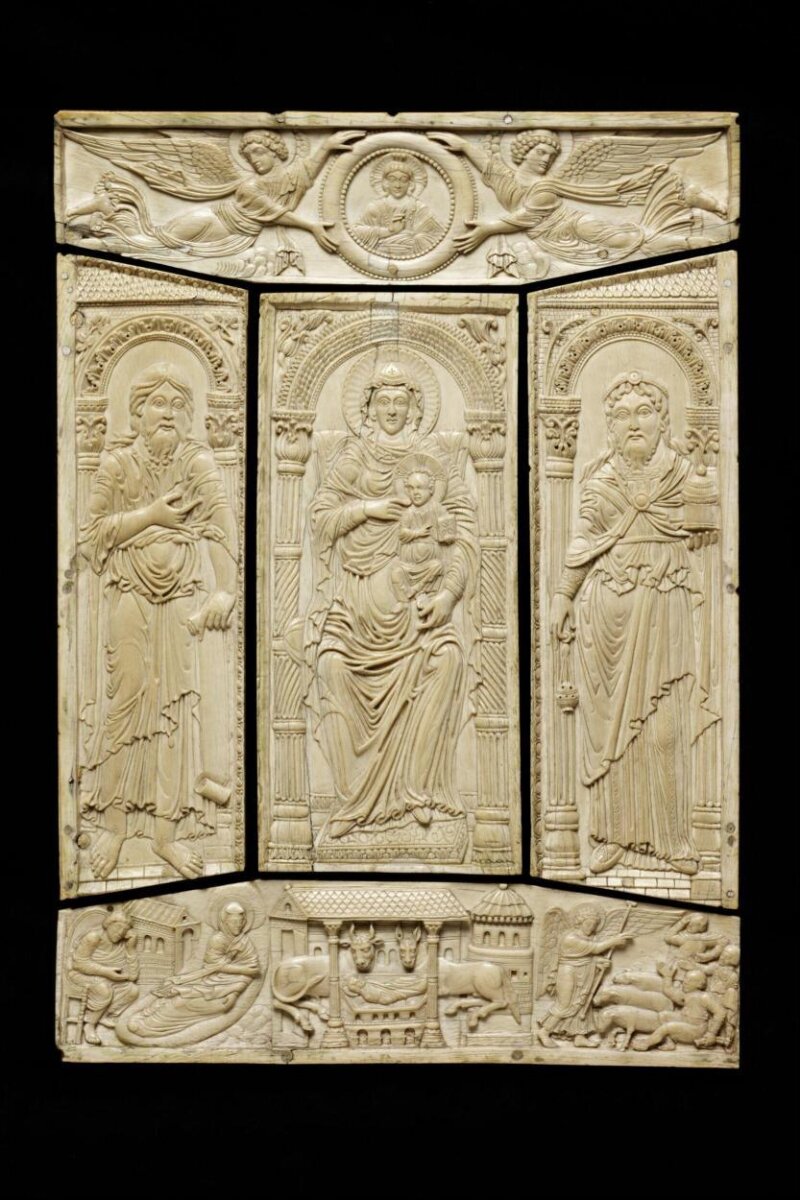 Book cover — Five plaques from the front cover of the Lorsch Gospels, Aachen, ca. 810