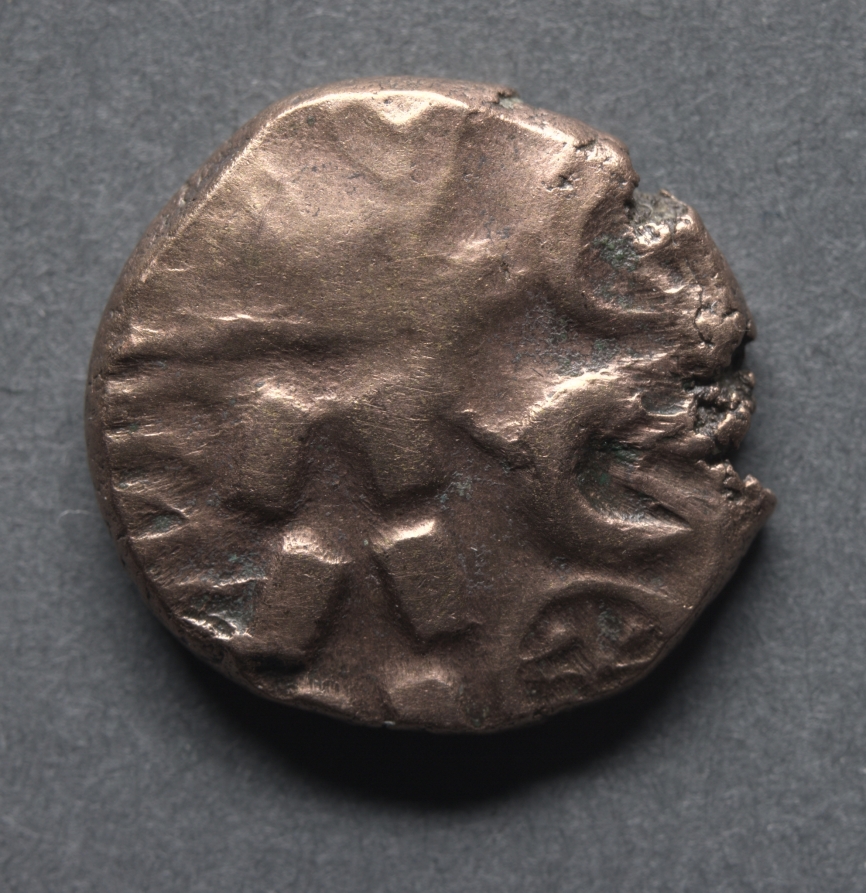 Stater: Wreath, Crescents, and Wheel (obverse), 10 BCE–30 CE (Cleveland Museum of Art 1969.157.a)