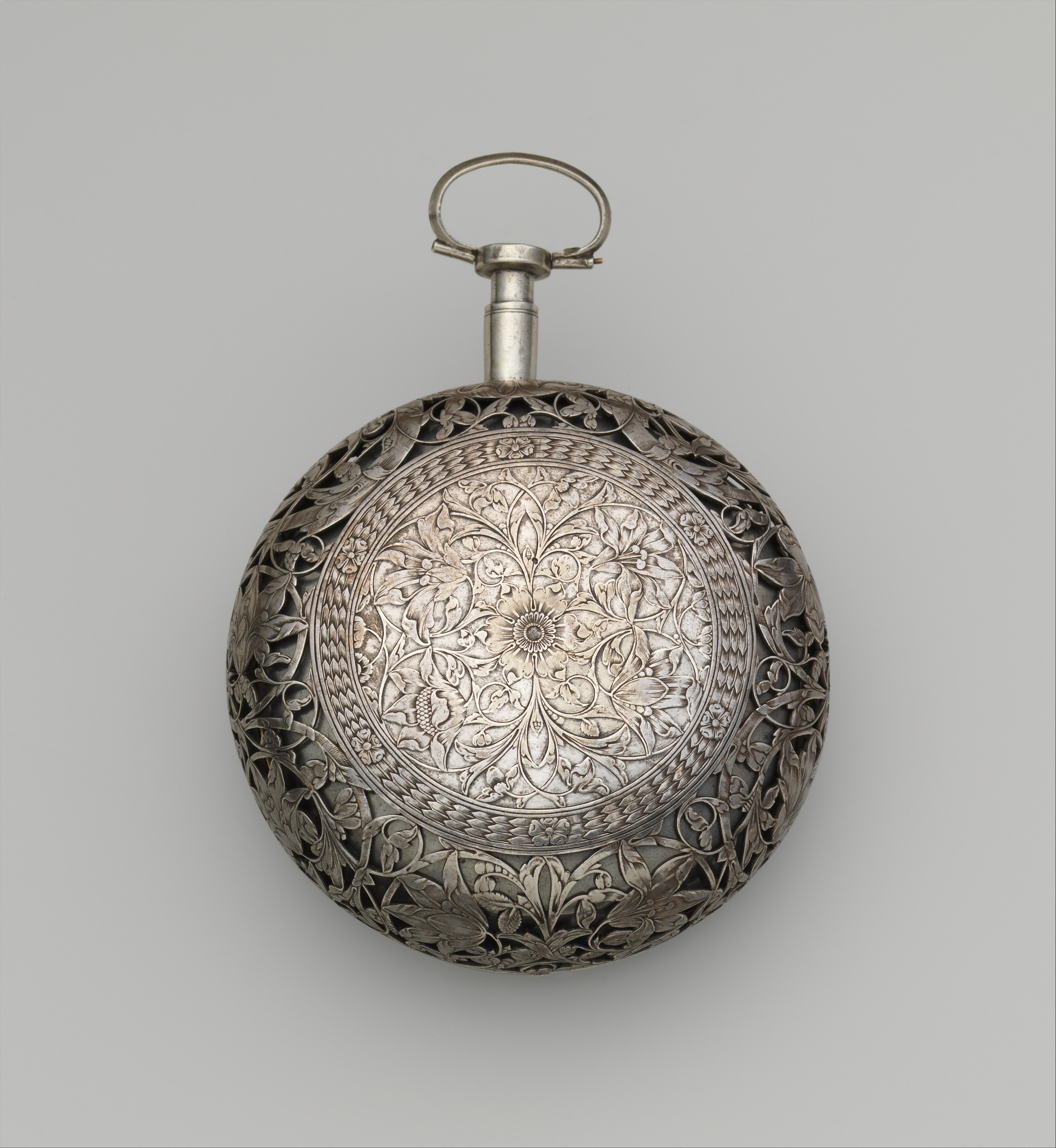 Photograph of museum specimen 17.190.1512; not an authentication of other objects.