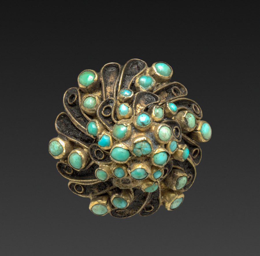 Button, Hungary, 1811–1916