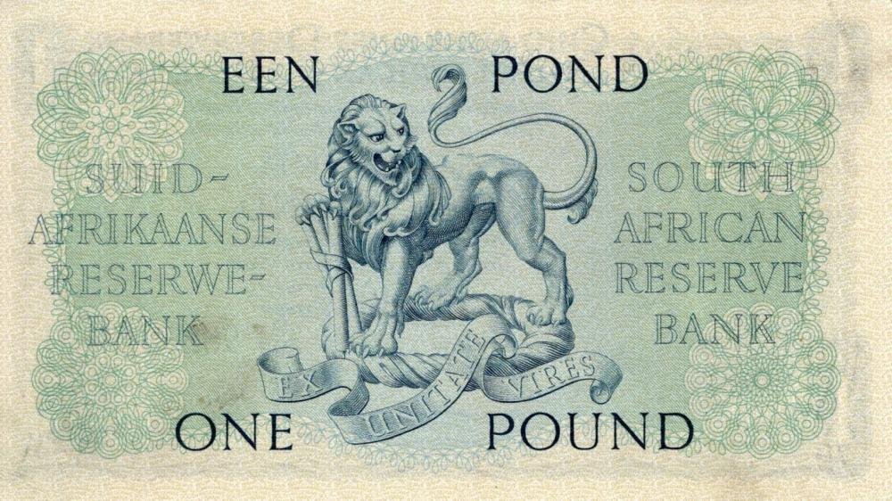 Auction photograph of an example of Pick 93 (Foreign Banknotes - SOUTH AFRICA 1 Pound 1955 pick #93e - lievi ondulazioni...)
