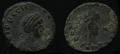 RIC X Theodosius II (East) 425