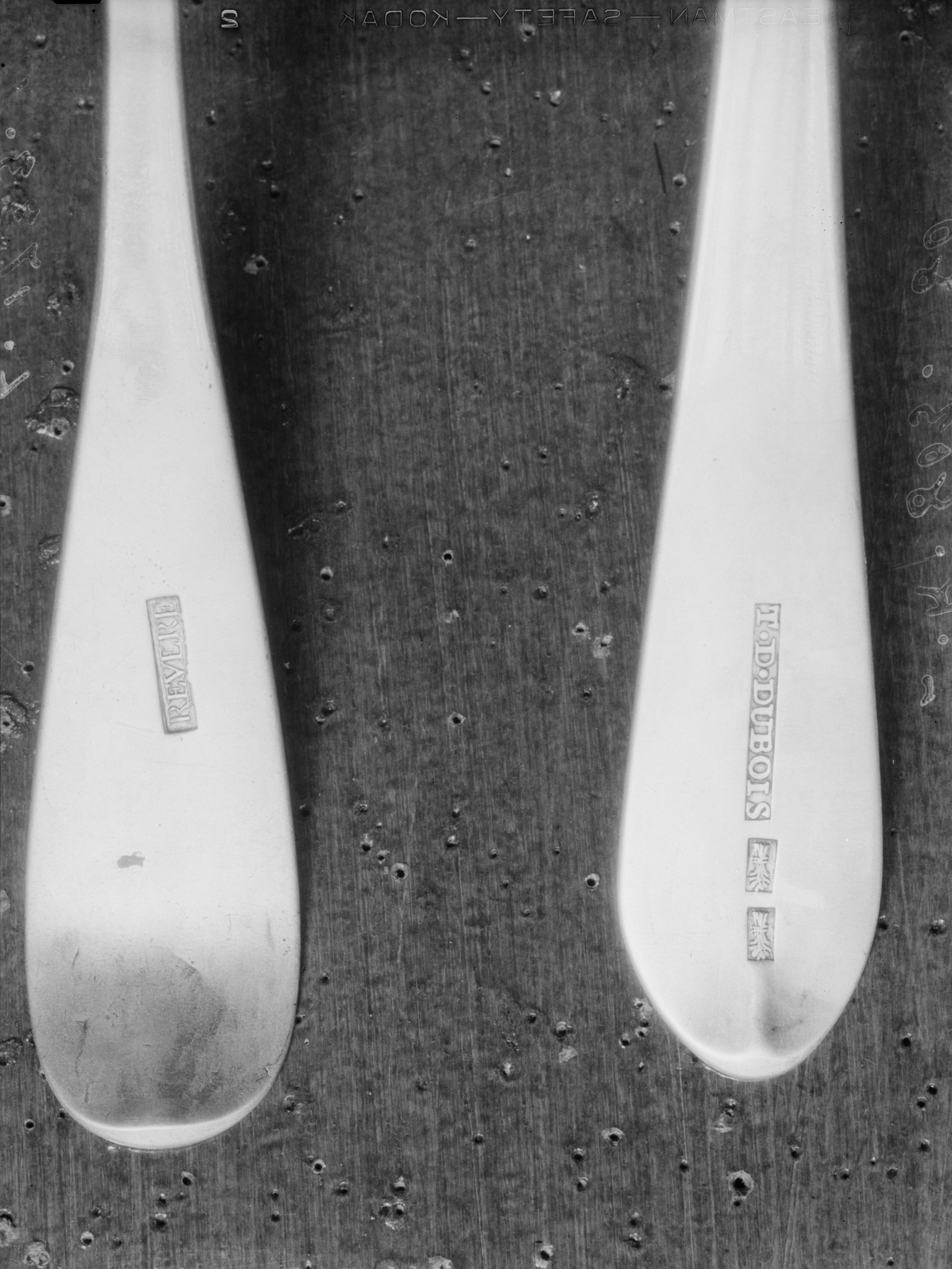 Photograph of museum specimen 33.120.392; not an authentication of other objects.