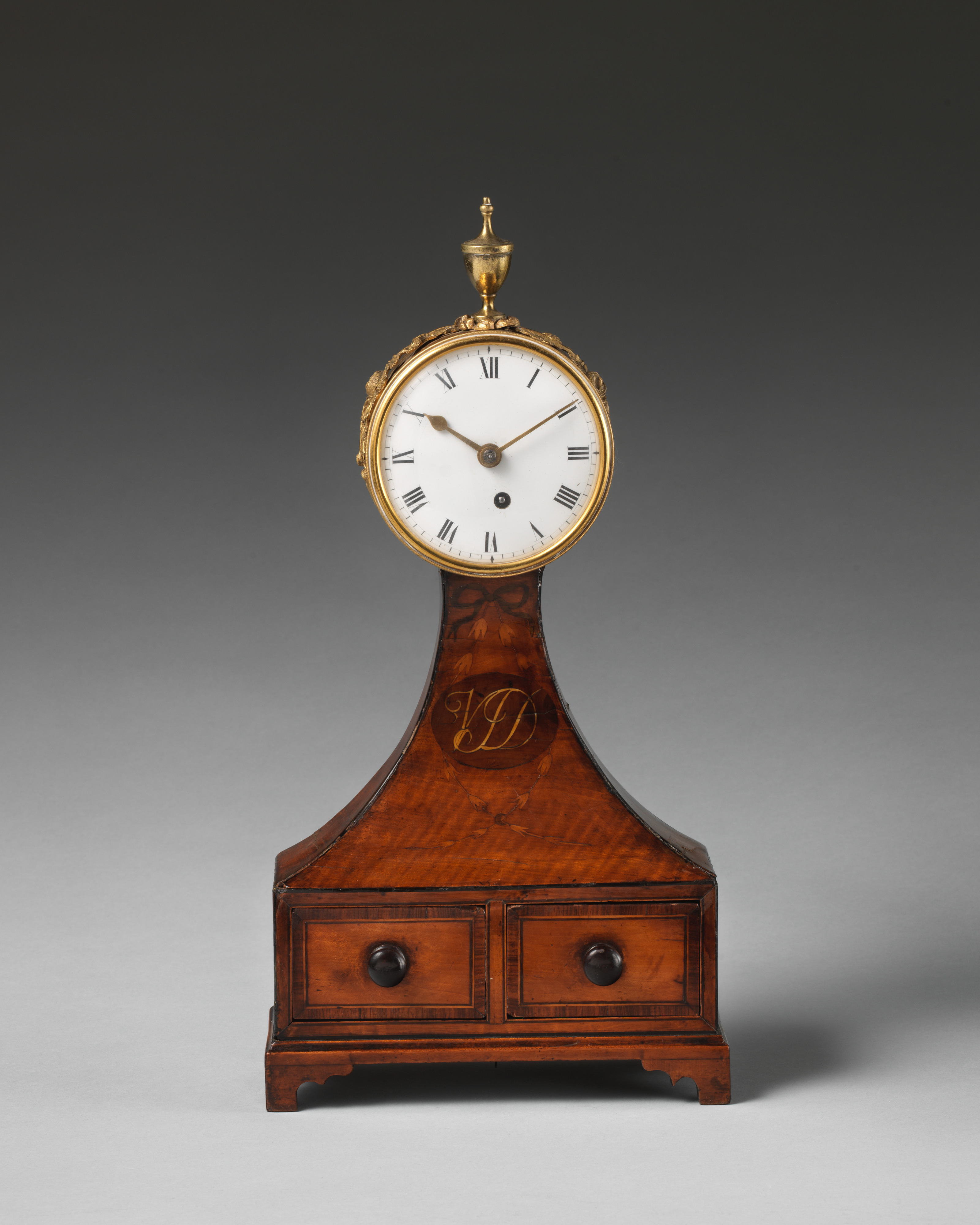 Balloon bracket clock, Savory, ca. 1790