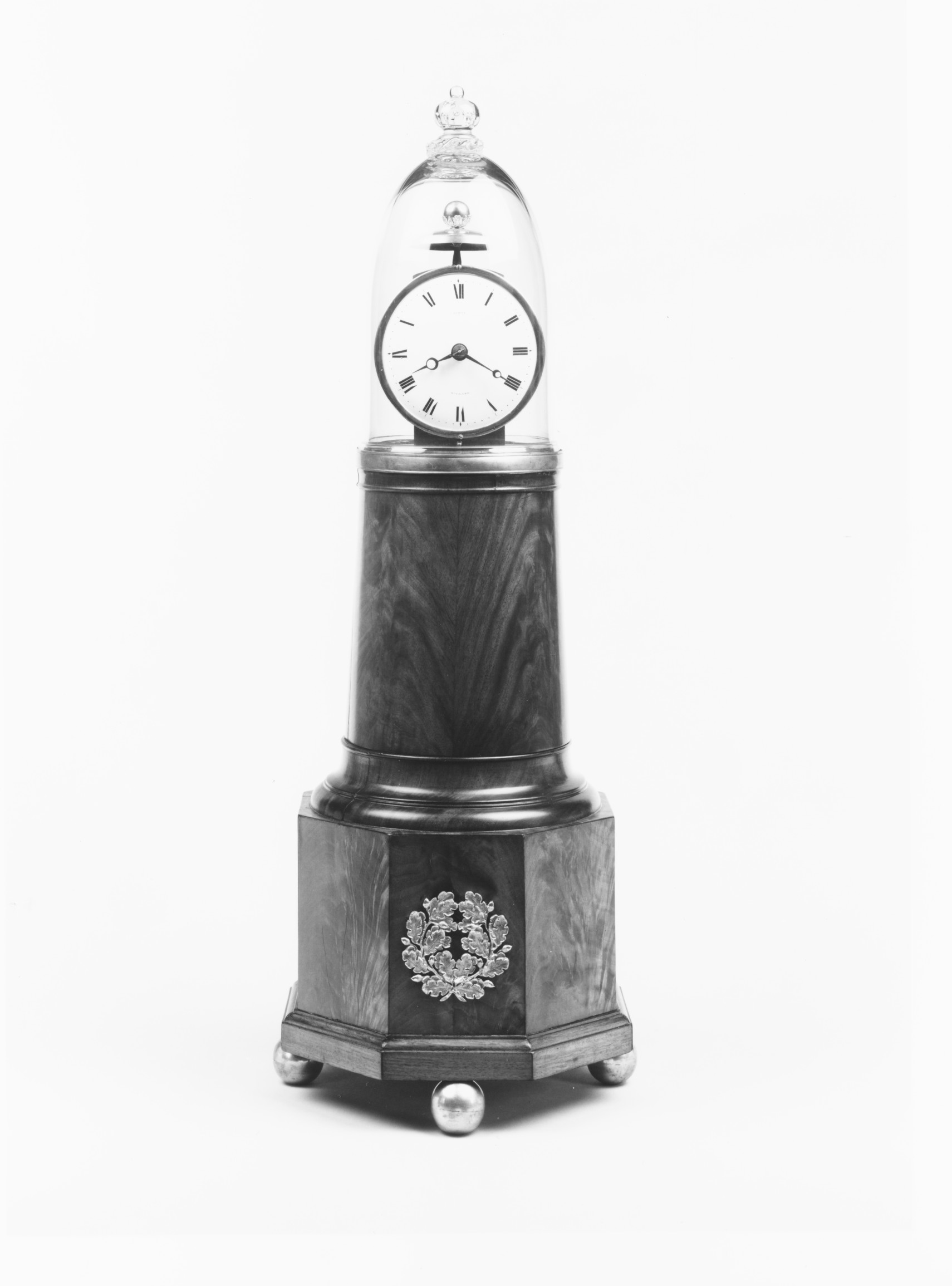 Photograph of museum specimen 1991.185; not an authentication of other objects.