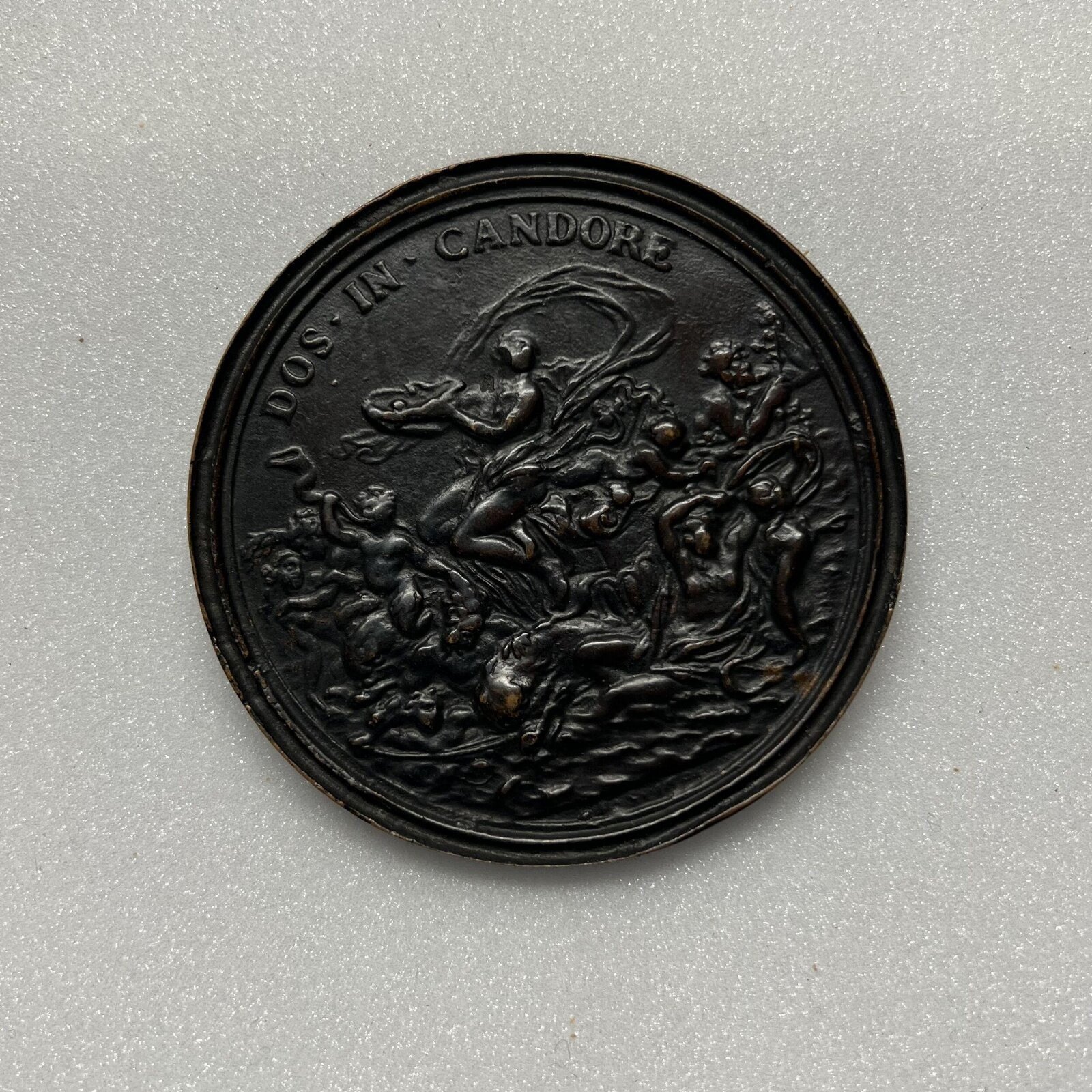 Medal, portrait of Vittoria della Rovere, Florence, 1685 — museum object A.50-1927
