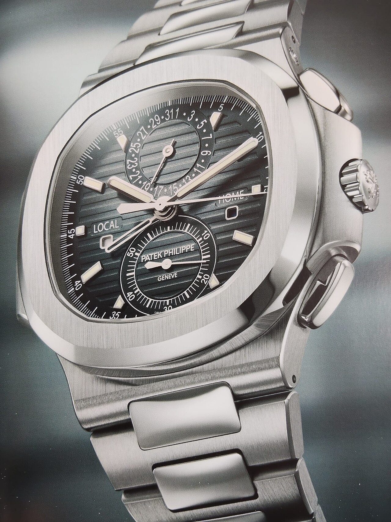 Patek Philippe — Nautilus