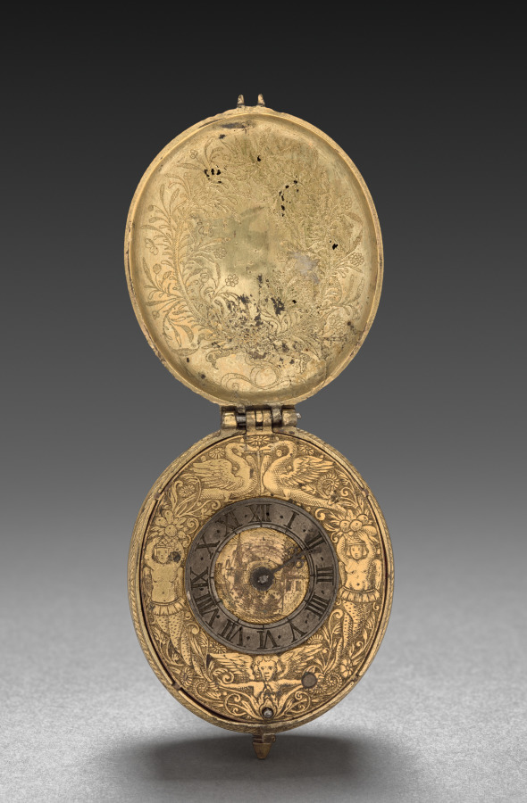 Additional museum view 2 of Watch (accession 1916.322).