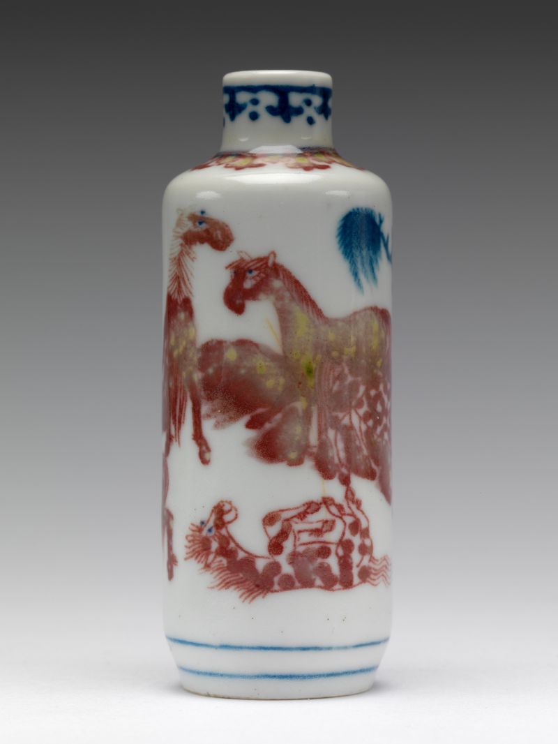 Snuff bottle painted with Eight Horses of Muwang, Unknown