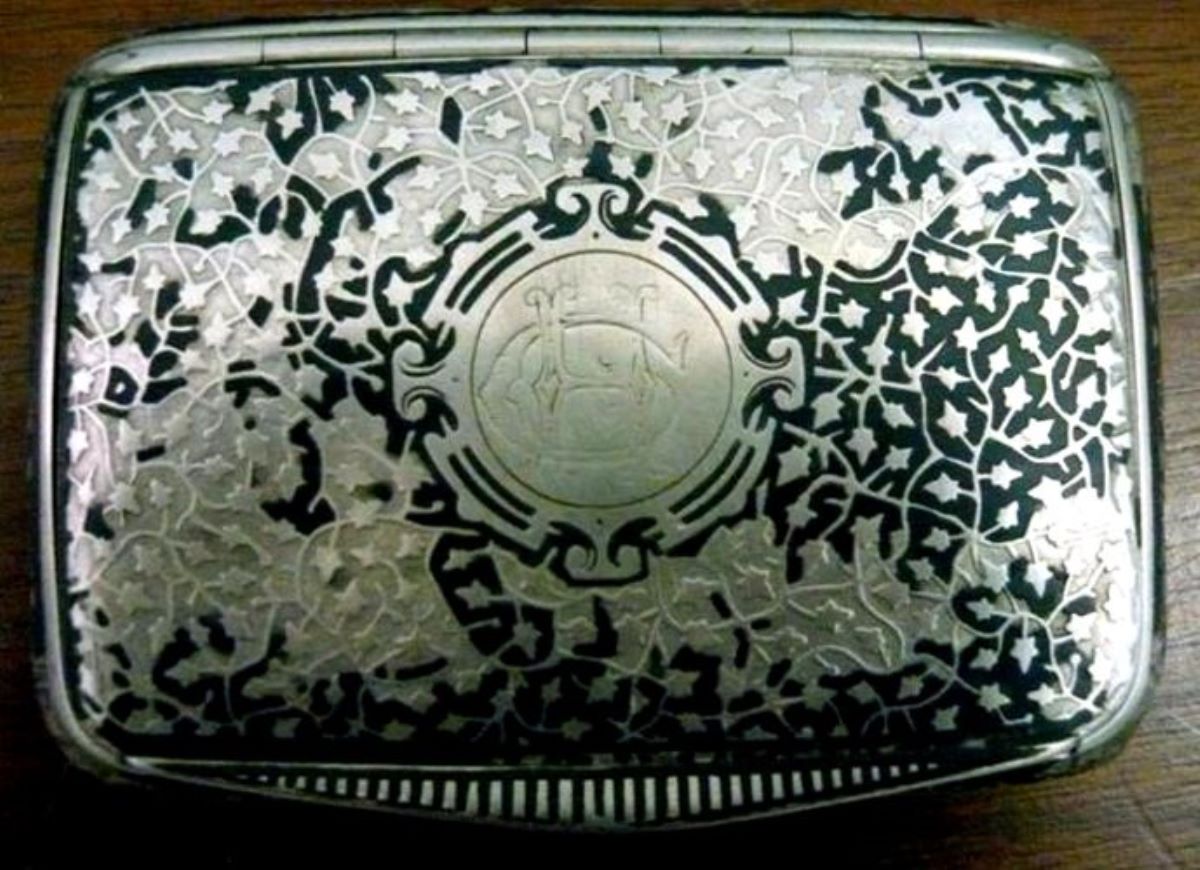 Cigarette case with the monogram CH - Calistrat Hogaș